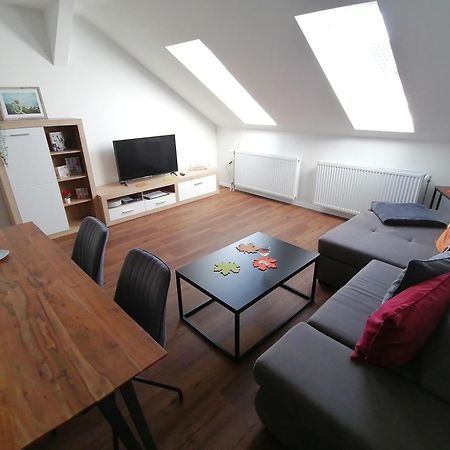 Auszeit2 Erfurt - Stilvolle Dachwohnung Mit Parkplatz - Zentrumsnah Exterior foto