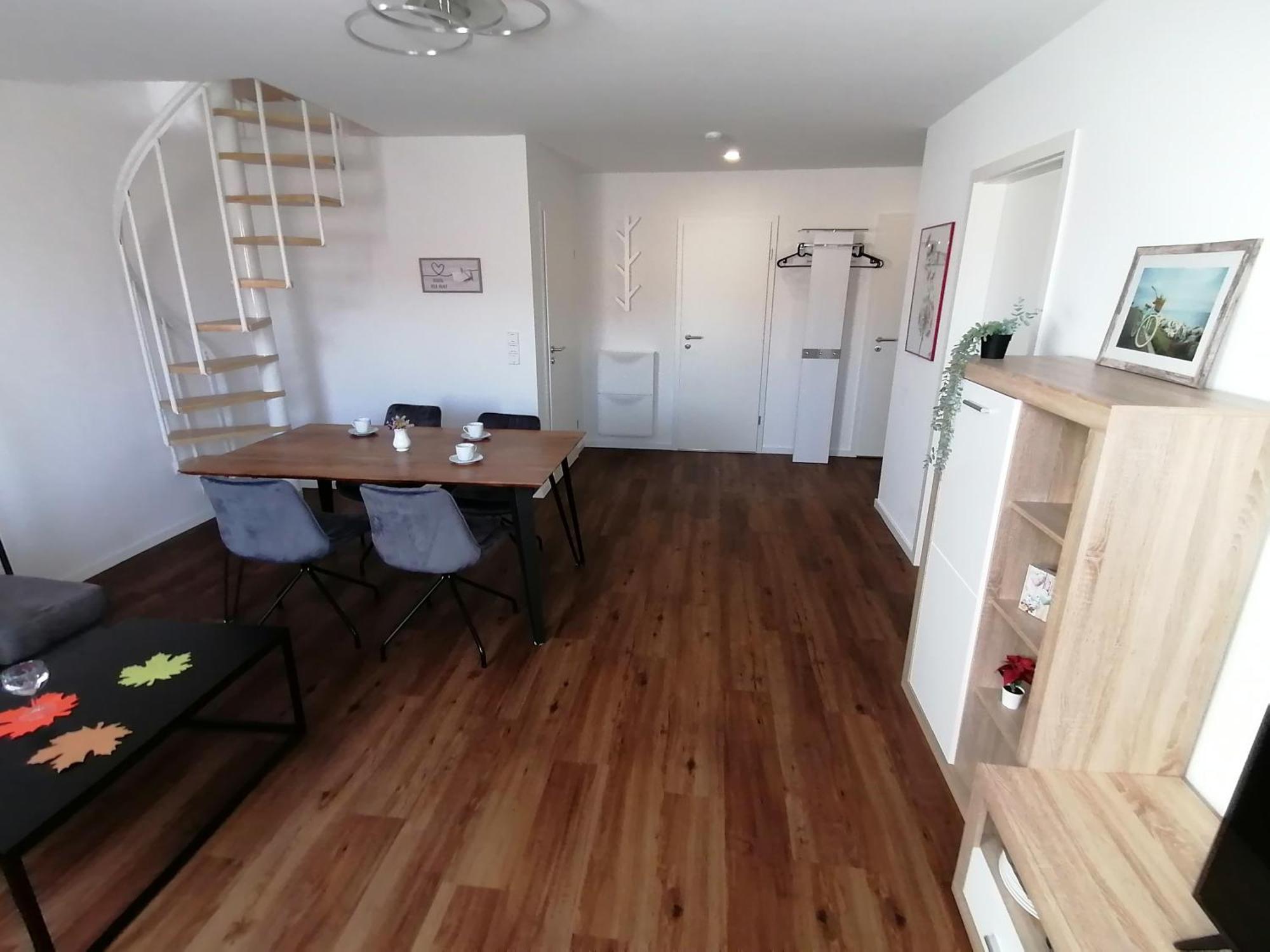 Auszeit2 Erfurt - Stilvolle Dachwohnung Mit Parkplatz - Zentrumsnah Exterior foto