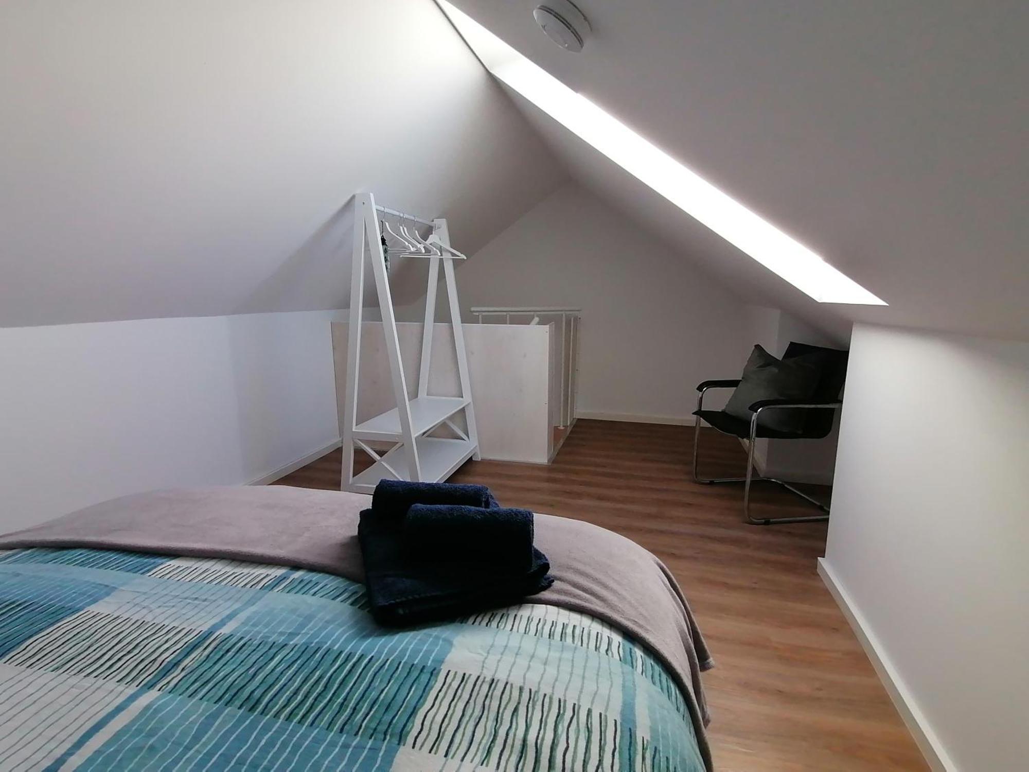 Auszeit2 Erfurt - Stilvolle Dachwohnung Mit Parkplatz - Zentrumsnah Exterior foto