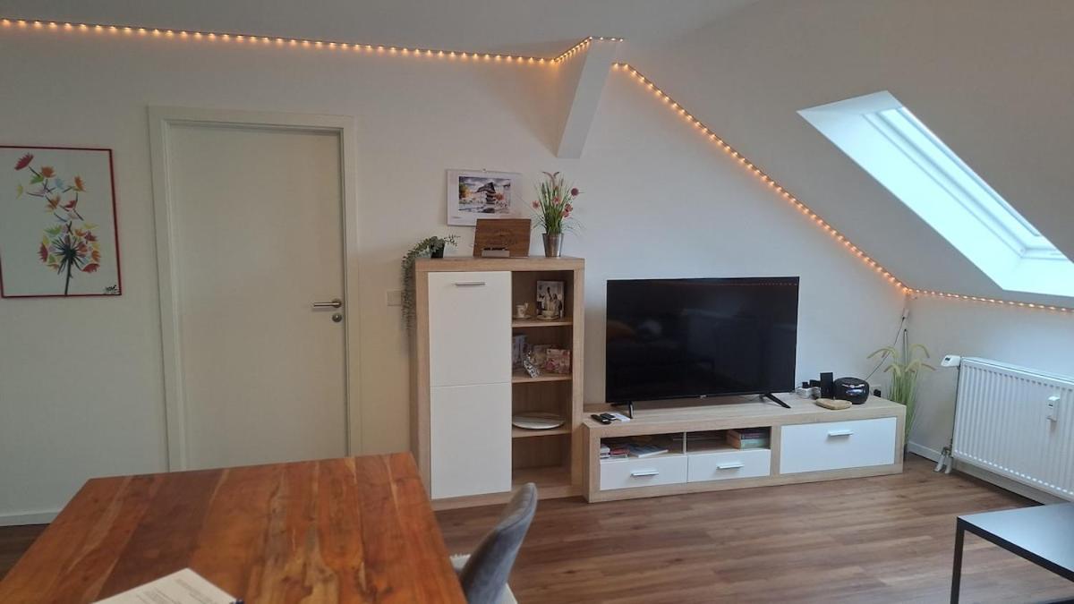 Auszeit2 Erfurt - Stilvolle Dachwohnung Mit Parkplatz - Zentrumsnah Exterior foto